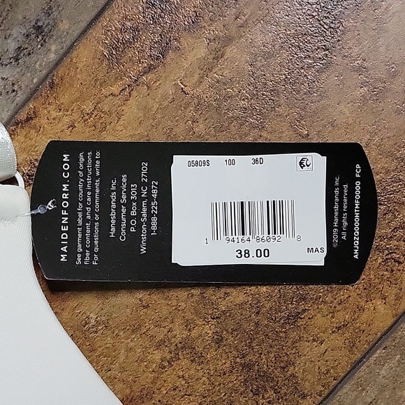 Maidenform 36D White Push Up NWT - Picture 3 of 6